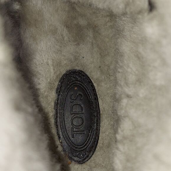 Tod\'s Shearling Lined Nubuck Chukka Boots 9.5 Tod main image 2